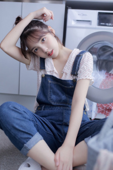 与君初相识恰似故人归